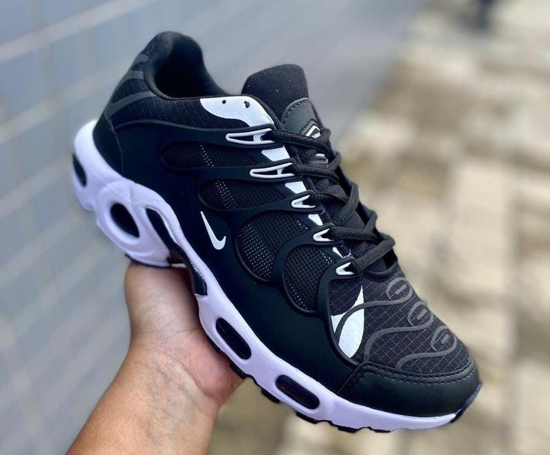 Nike Air Max Plus